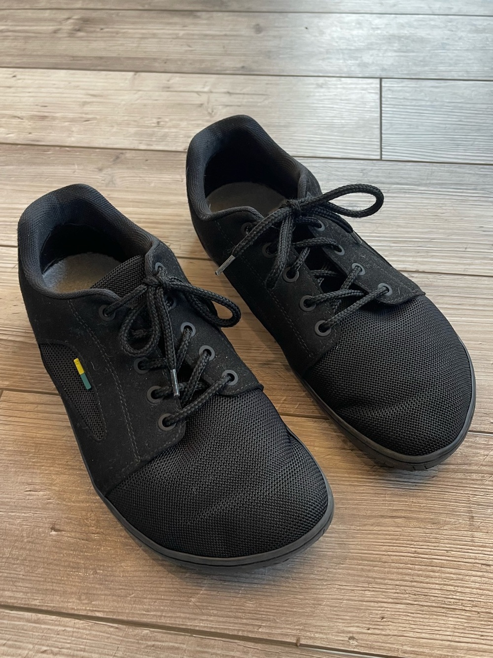 Be Lenka | Whiz Barefoot Shoes | Size: US 7.5 (EU 40)